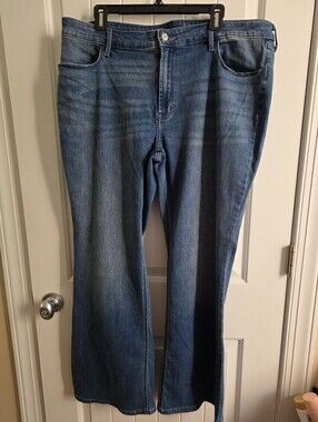 Old Navy Classic Blue Women's Jeans - Comfortable Everyday Denim